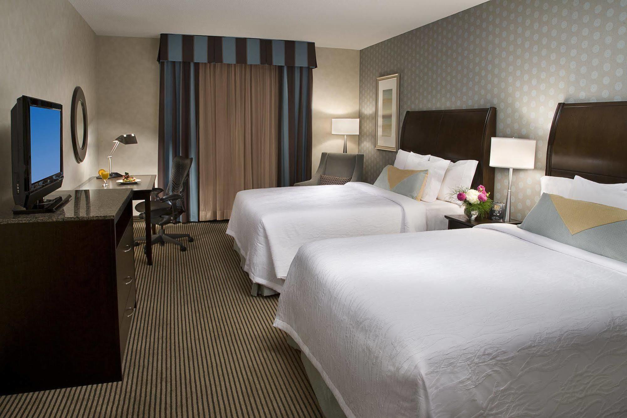 Hilton Garden Inn Toronto Airport West/Mississauga Phòng bức ảnh