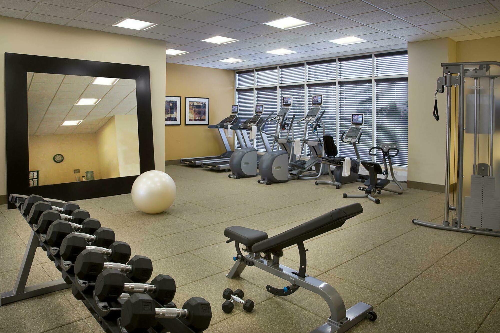 Hilton Garden Inn Toronto Airport West/Mississauga Ngoại thất bức ảnh